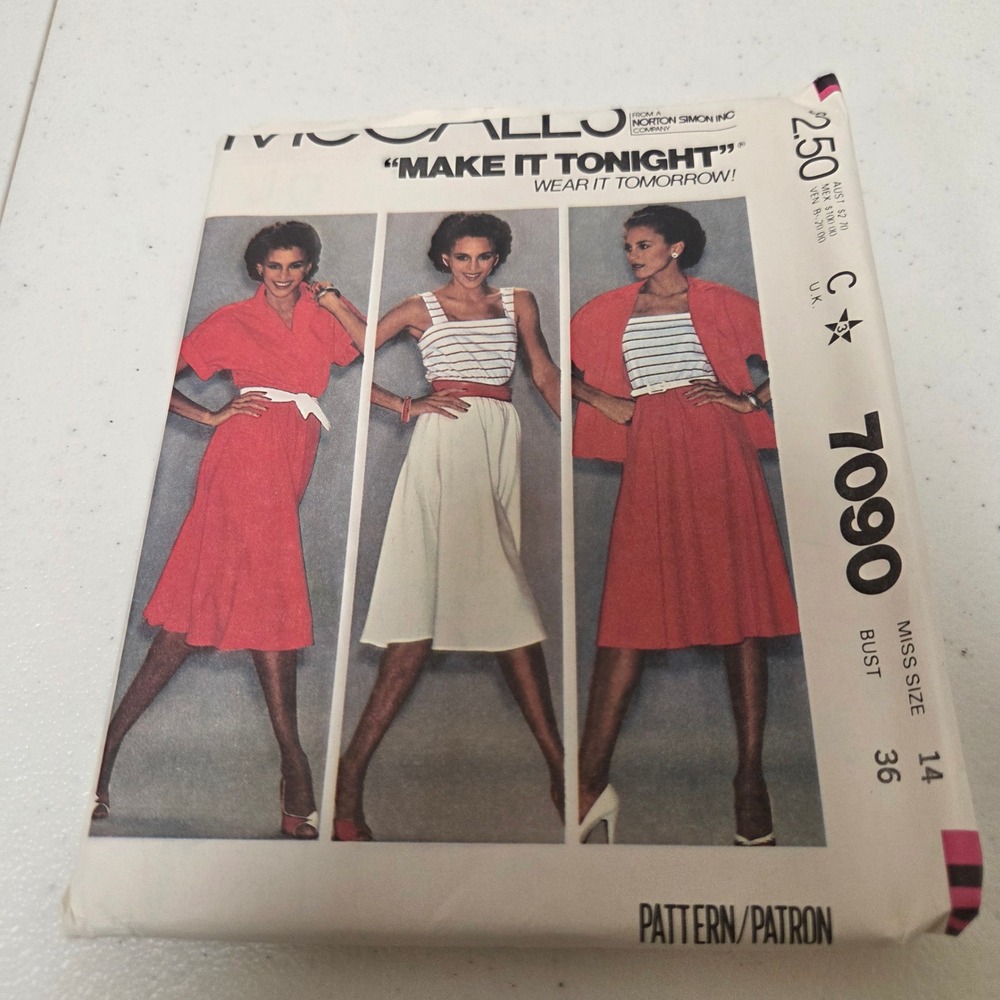 Vtg McCalls 7090 Sewing Pattern 1980 Misses Top Skirt Camisole Size 14 36 Bust